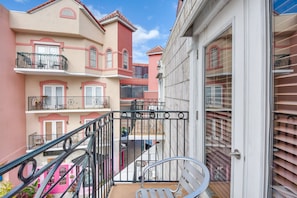 Private Balcony w/ Seating | Pet Friendly w/ Fee