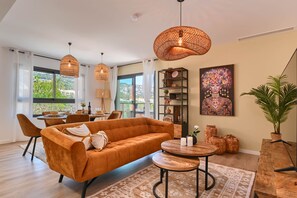Living-dining room