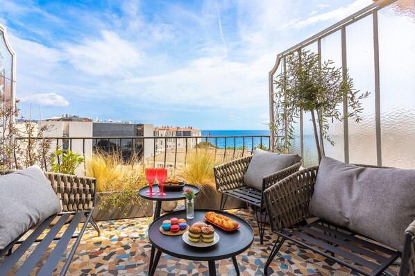 sea view terrace