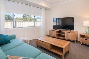 Lounge room