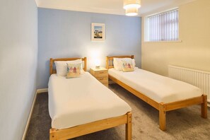 Cobb Court, Margate - Host & Stay