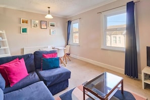 Westbrook Road, Margate - Host & Stay