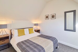 King's Corner, Canterbury - Host & Stay