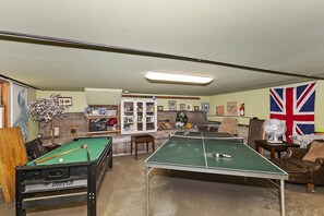 Pool and Ping Pong