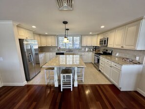 Modern kitchen ready for all!