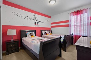 Indoors, Lamp, Bed, Furniture, Home Decor