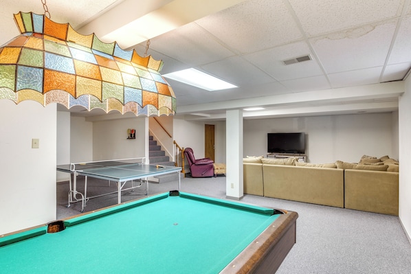 Overland Park Vacation Rental | 4BR | 3.5BA | 2,962 Sq Ft | Stairs Required