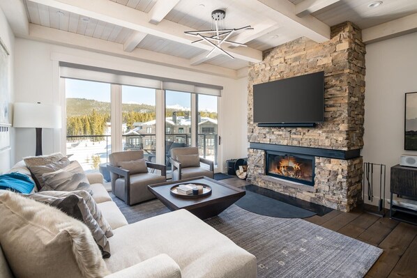 Home Decor, Fireplace, Indoors, Furniture, Table
