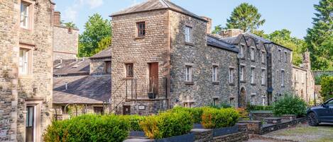 The Dovery - Ingmire Hall, Sedbergh