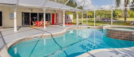 West Palm Beach Vacation Rental | 2BR | 1BA | 838 Sq Ft | Step-Free Entry