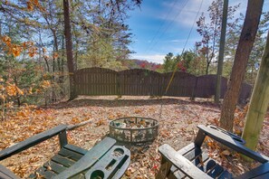 Outdoor Space | Fire Pit (Wood Not Provided)