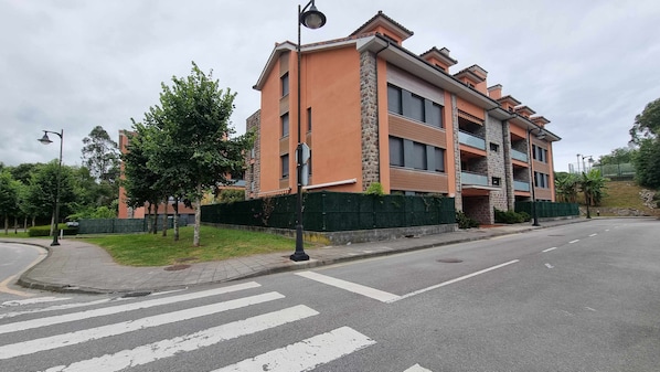 Property building,Facade/entrance