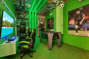 Spielezimmer