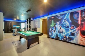 Spielezimmer