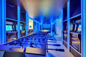 Spielezimmer