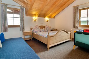 Ferienwohnung Panoramablick-Schlafzimmer