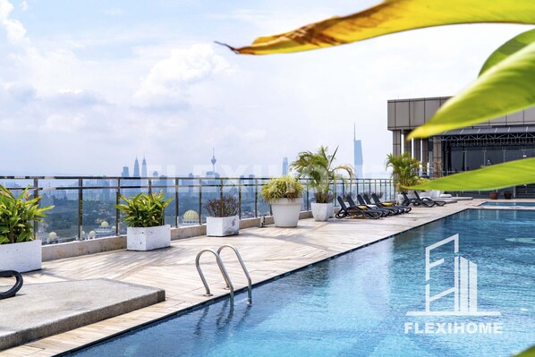 Rooftop pool