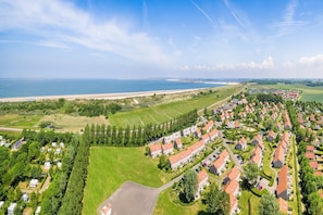 Stugans exteriör [sommar]