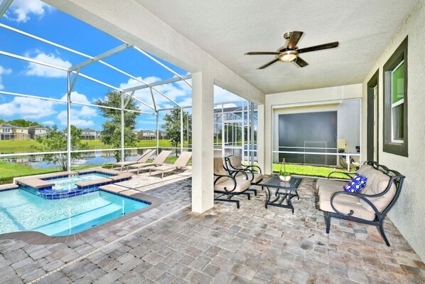 single house with private pool