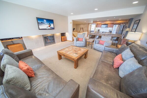 Modern vacation property at Saints John condominiums!