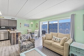 Direct balcony access from this open living space