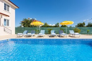 Private pool and terrace