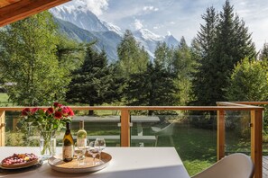 Mountain Views, Terrace, Drinks in the sun