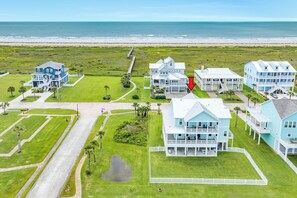 2nd row beachside home located in Pointe West
