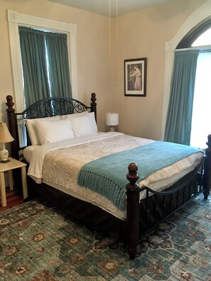 Queen bed with 800-thread-count sheets