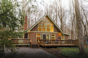 Welcome to the recently updated Monarch Cottage!