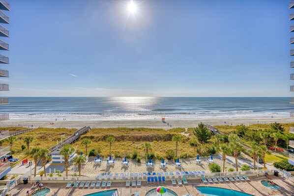 Strand