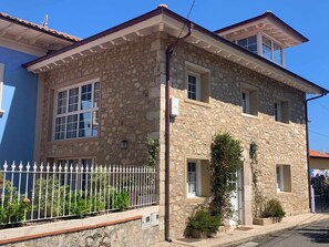 Property building,Facade/entrance