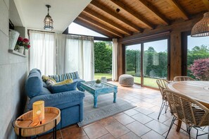 Balcony/Terrace,Living room