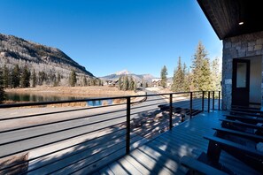 Views of Engineer Mountain and Twilight Lake from the front deck