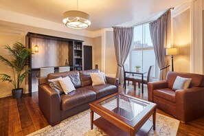 Endeavour Sails, Whitby - Host & Stay