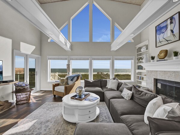 Living area with a Gorgeous view of the ocean. Sunrises are spectacular!
