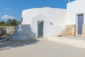 Charming Ostuni Villa | 2 Bedrooms | Villa Trullo Supreme | Private Pool & Quaint Surroundings | Brindisi