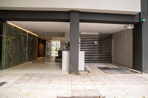 施設の正面