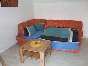 Ferienwohnung, 80qm, 2 Schlafzimmer, max. 6 Personen-Sofa