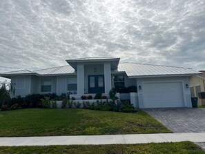 1 car garage, and driveway fits 2 vehicles