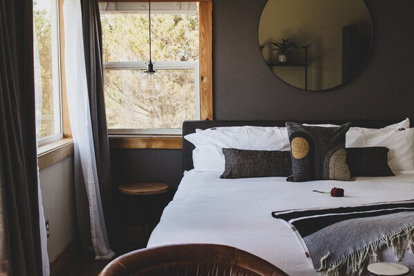 1 King bed