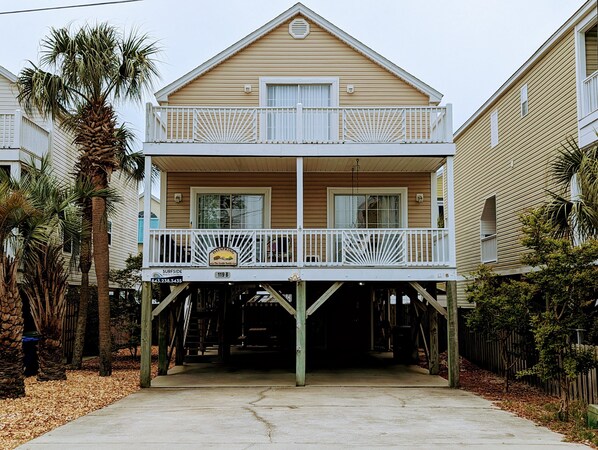 Dayspring Surfside Beach 
3 bed 3bath Vacation rental 1/2 block from the beach