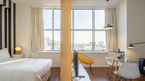 Layout of the studio, with a wood partition for maximum privacy and comfort #comfort #contemporary