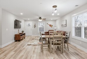 Bright and Cheerful Dining Area 