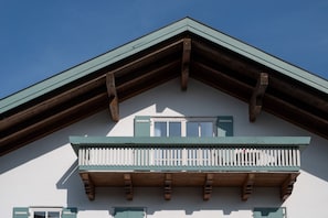Neu gestaltete Ferienwohnung Geißler, 63 qm, mit überdachtem Balkon-West
