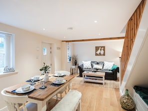 Open plan living space | Northwood Farm Cottage, Fauls, near Whitchurch