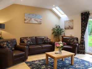 Living area | Beudy Wern Goch - Glanllyn, Llanuwchlyn, near Bala