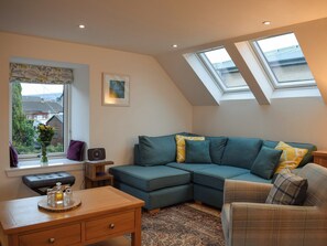 Living area | Cottage No.2 - Dallavon Coach House Cottages, Aberfeldy