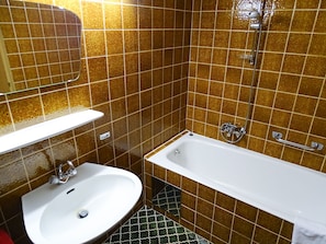 Appartements Windschnur: Appartement Löwenzahn - Bad