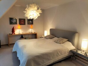 Schlafzimmer 1 (Bild 1)